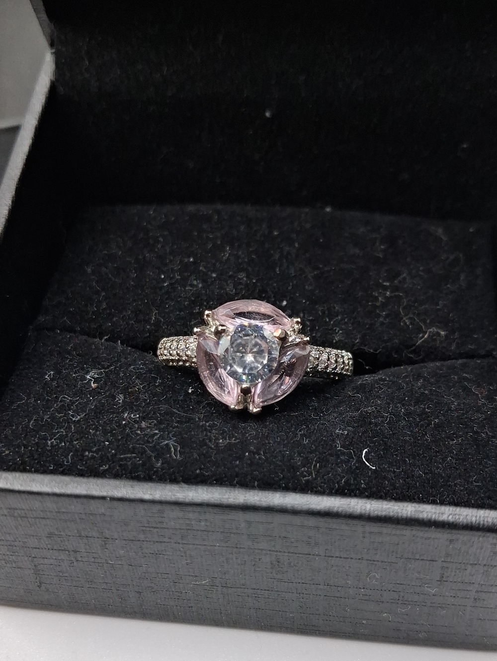 Bomb Party Pink Crystal Halo Ring with Pave Band - Women's Jewelry Size 8 R829